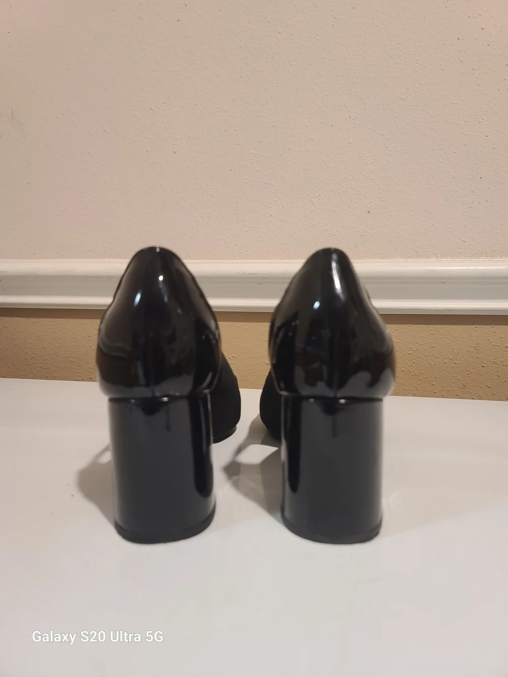 Anne Klein Black Pointed Slingback Pumps
